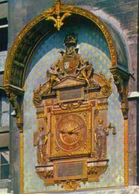 A_023_ParisClock.jpg - 34298 Bytes