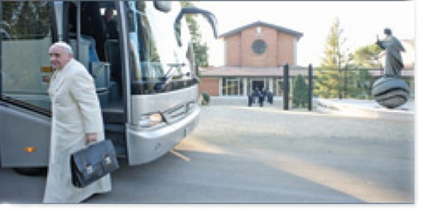 Pope Francis in bus for retreat