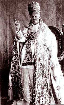 St. Pius X in full papal regalia