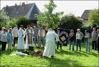 Pope Ratzinger planting trees in Hungary