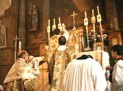 The Elevation of the Traditional Latin Mass