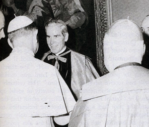 Paul VI greets Fulton Sheen