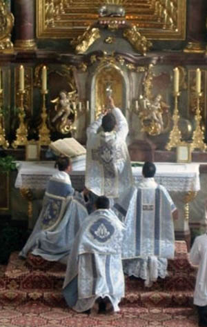 The consecration of the Tridentine Mass today