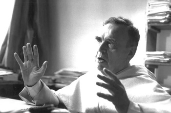 [Image: f266_Che.jpg]