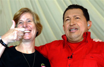 Hugo Chavez with Cindy Sheehan