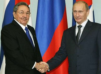 Raul Castro with Putin