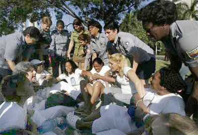 Las Damas Blancas being arrested in Cuba, 2008