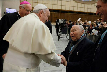 Pope Francis receives Gustavo Gutierrez