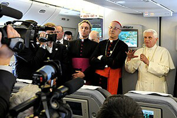 Pope fight to Africa