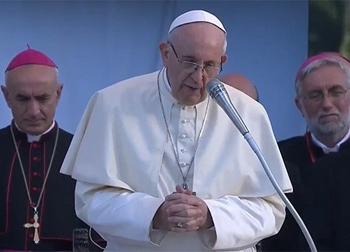 pope praying sicily
