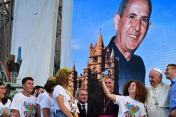 sicily pope youth meeting