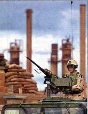 US soldiers guard the refineries of Iraq