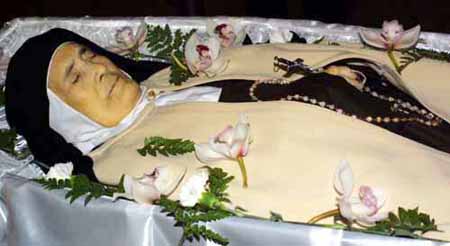 THe body of Sister Lucy in her coffin