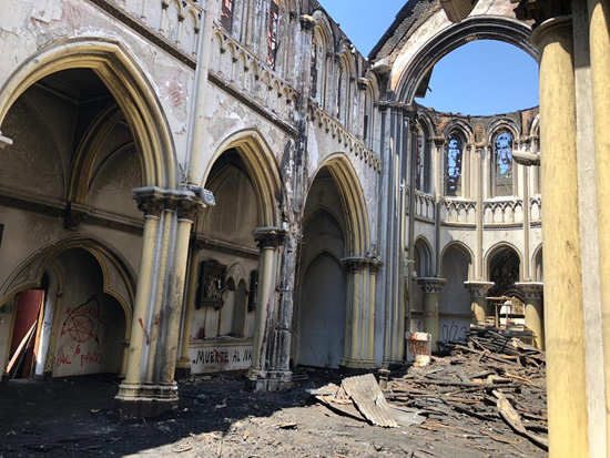 Church burned in Chile 5