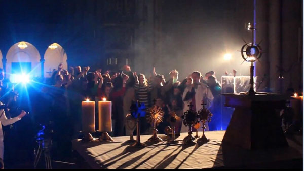 Disco Mass at Lodz Cathedral 01