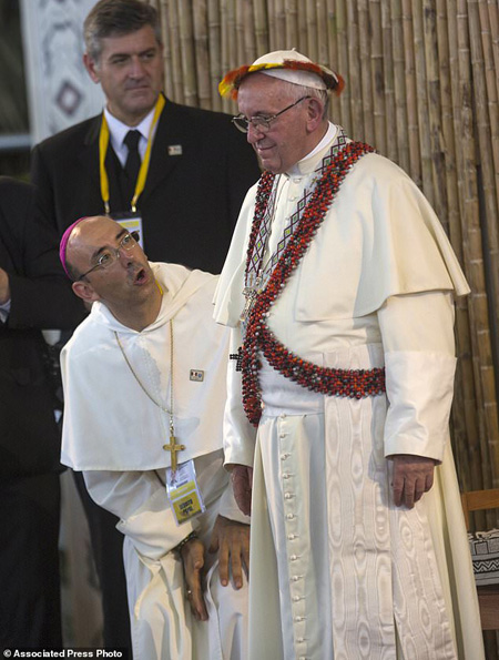 Pope wearing native indian attire in Peru, 2018