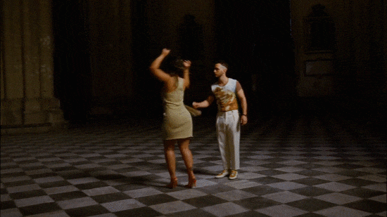 Toledo Cathedral - Sensual dancing 3