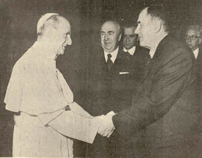 Paul VI shaking hands with Andrei Gromyko