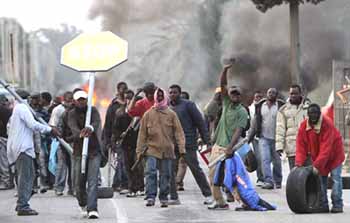 Rosarno, Calabria, Muslim riots, January 2010 - 01