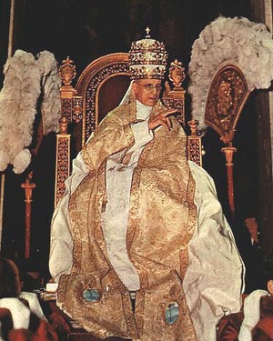 Pius XII and the glory of the papacy
