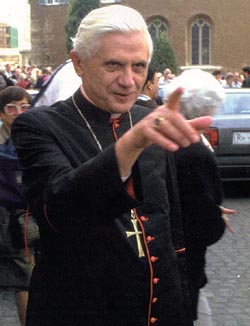  Cardinal Joseph Ratzinger