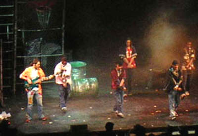 Gen Rosso perform at a rock concert